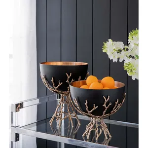 Bol en métal martelé de luxe, fait main, plaqué, élément décoratif pour l'intérieur des hôtels, pièce pour les salons contemporains, sûr - Product Image 3