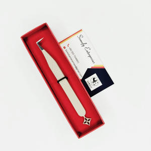 Meilleures pinces à cils professionnelles en acier inoxydable de haute qualité à 90 degrés, pointe en fibre nude, durables, antistatiques, personnalisables - Product Image 1