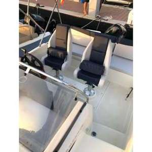 Bote Neumático Quicksilver 605 Sundeck de PVC de 1.2 mm y Material Hypalon para Aguas Oceánicas, para Pesca y Deriva, 2021 - Product Image 5