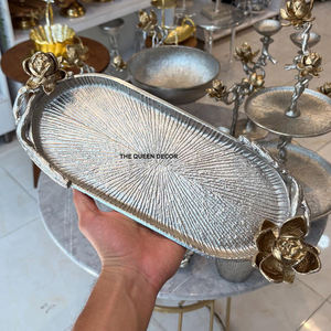 ถาดเสิร์ฟอาหารสี่เหลี่ยมผืนผ้าโลหะสุดหรูพร้อมด้ามจับใบแปะก๊วยถาดเสิร์ฟอาหารบนโต๊ะสำหรับบ้านและงานแต่งงาน - Product Image 2