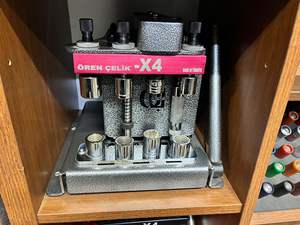 เครื่องมือจีบปลอกกระสุนแบบมอเตอร์ 4 สถานี สำหรับกระสุนเบอร์ 12 และ 20 พร้อมที่จีบเหล็กในตัว กำลังขยายสูง 6 เท่า ทนทาน - Product Image 6