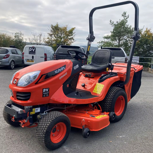 รถตัดหญ้าแบบนั่งขับ Kubota GR2120 เครื่องยนต์ดีเซล 21 แรงม้า ระบบขับเคลื่อนไฮโดรสแตติก รถแทรกเตอร์สำหรับสวน ใบมีดตัดหญ้าประสิทธิภาพสูง - Product Image 1