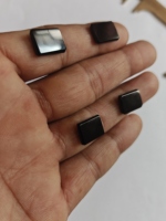 HARI OM CREATIONS – Magnifique Onyx Noir Naturel, Coupe Libre, Fait Main, 9mm, Forme Coussin Rectangulaire, Lisse, Qualité Rare, Brésilien, Certifié IGI