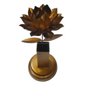 Candelabro de flores de diseño, soporte de vela de Metal hecho a mano, utilizado como decoración moderna o rústica, artesanal - Product Image 6