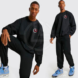Ensemble de survêtement régulier coupe ample pour homme avec sweat à capuche baggy tendance et joggers d'hiver légers et respirants - Product Image 3