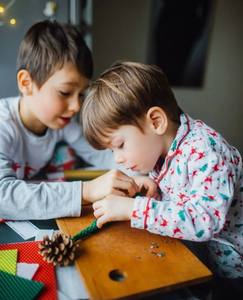 Sáp Ong Tổ Ong Tấm Ánh Sáng Màu Xanh Màu Và Kích Thước Phạm Vi Nến Cho Trẻ Em Đám Cưới Nhà Hàng Bán Buôn DIY Nến Làm Kit - Product Image 5