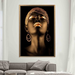 Elegante Lienzo Decorativo con Estampado de Mujer Africana en Dorado para Decoración Moderna, Lienzo con Marco Dorado - Product Image 1