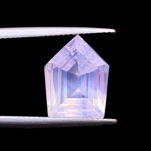 Piedra de corte cóncavo de cuarzo lavanda de escorolita rara, corte de fantasía, forma de Pentágono, piedra preciosa suelta, cuarzo lavanda, piedras talladas de lujo - Product Image 2