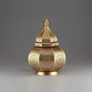 Exportador y proveedor de diseño creativo único de lujo de farol marroquí de metal hecho a mano indio tradicional pequeño farol marroquí - Product Image 3