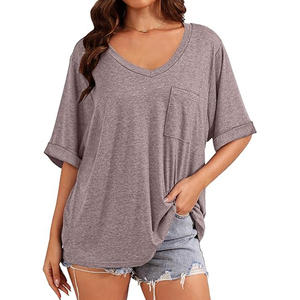 T-shirt surdimensionné pour femmes Streetwear vintage imprimé personnalisé avec logo T-shirts graphiques d'été - Product Image 5