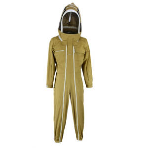 Ventilated Beekeeping Suit Lightweight and Durable Anti-Sting Design for Beekeeper Safety - Product Image 2