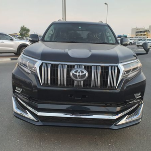 Berline de luxe 4x4 2024 en cuir et alliage d'aluminium offrant des performances exceptionnelles, un confort premium et une durabilité pour la ville et le tout-terrain - Product Image 1