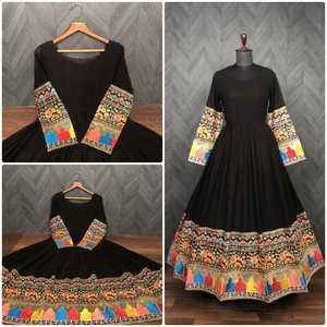 Vestido Anarkali para Mujer, Color Negro, Vestido de Fiesta Indio Anarkali, Vestido de Novia - Product Image 5