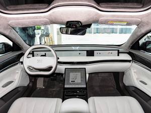 รถยนต์ไฟฟ้าสุดหรู EV รถยนต์ไฟฟ้าความเร็วสูง 730 กม. Zhiji L7 AWD RWD ระยะทางวิ่ง 201-300 กม. ตามมาตรฐาน NEDC แบตเตอรี่ 50-70 กิโลวัตต์ชั่วโมง - Product Image 3