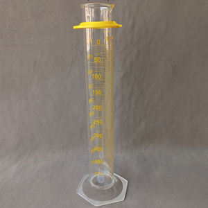 Cilindro de Medición de Vidrio Científico de Doble Escala de 25 ml, Ecológico, Fabricado en India, Base Hexagonal, para Uso en Laboratorio y Hogar, Venta al por Mayor - Product Image 4