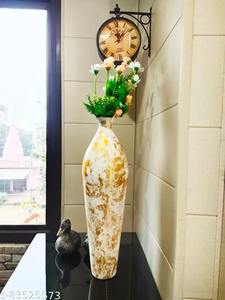 Vase à fleurs de style moderne avec finition métallique brillante et forme artistique unique parfait pour la décoration intérieure haut de gamme - Product Image 3