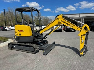 2023 nueva Mini excavadora sobre orugas E30C con excelente bomba de motor de máquina de fuerza caja de cambios garantía de 1 año para trabajos de construcción - Product Image 3