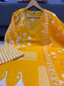 Ensemble Salwar Kameez Moderne Réversible en Coton Pur 60-60 avec Broderie Miroir pour Femme – Idéal pour les Fêtes - Product Image 6