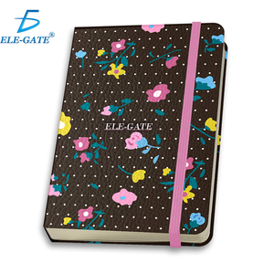 Quaderno Flirty Flowers con 75 Fogli a Righe, Copertina in Pelle e Lino, Rilegatura a Cucitura o Termica per Uso Scolastico o Diario - Product Image 1