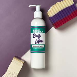 BLOOMING DAYS Lotion Corporelle 500ml Végane à l'Huile de Vitamine C pour Usage Quotidien Éclaircissante Nourrissante Blanchissante Hydratante Crème Corporelle - Product Image 1