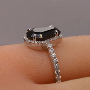 Bague de fiançailles en moissanite noire taille cœur avec accents halo, argent sterling 925, sertie à griffes, minimaliste, pour mariage et anniversaire - Product Image 3