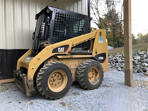 Chargeuse sur chenilles Caterpillar 226B3 d'occasion, bien entretenue, année 2014, à vendre et prête à être expédiée dans le monde entier - Product Image 3