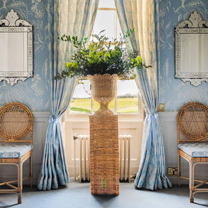 Piédestal et urne en rotin festonné élégant avec décoration en arc Vase à fleurs en rotin moderne pour la maison Conception OEM Personnaliser Made in Vietam - Product Image 3