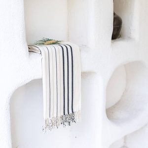 Serviette de plage turque Imsa à fines rayures, 100% coton Peshtemal, 35x70 pouces - Product Image 4
