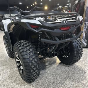 Contactez-nous dès aujourd'hui pour des offres exclusives sur les CAN-AM 2026 ® OUTLANDER. VÉHICULE ÉLECTRIQUE DISPONIBLE POUR LIVRAISON - Product Image 5