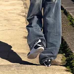 Pantalones vaqueros de pierna ancha teñidos con lazo marrón retro para mujer, pantalones vaqueros lavados rectos sueltos, pantalones vaqueros negros hechos a mano, otra categoría de producto - Product Image 5