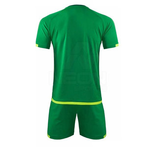 ชุดกีฬาฟุตบอลแบบใหม่สำหรับผู้ชาย ผลิตในปากีสถาน ขายส่ง เสื้อเจอร์ซีย์และกางเกงขาสั้น ชุดฟุตบอล - Product Image 2