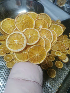 Rodajas de naranja secas aromáticas hechas en Vietnam para decoración artesanal de infusión de bebidas y coberturas de postres - Product Image 3