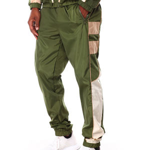 Ensemble de survêtements hommes coupe-vent en nylon léger et imperméable logo personnalisé bonne qualité OEM ODM service extérieur - Product Image 2