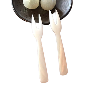 Juego de cubiertos de acero inoxidable en metal de color blanco, ideal para el hogar y utensilios de cocina, accesorios de comedor para bodas - Product Image 1