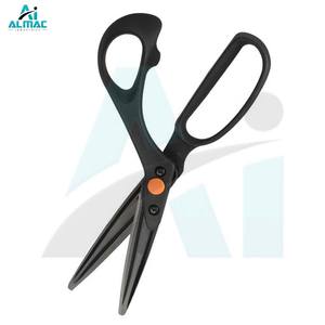 Ciseaux de tailleur en acier inoxydable ALMAC avec poignée confortable et longues lames pour des coupes de tissu propres et droites - Product Image 6