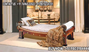 Chaises longues victoriennes modernes pour salon, siège en bois Maharaja Diwan pour la maison, sculpté à la main en Italie, durable, taille et couleur personnalisées - Product Image 2