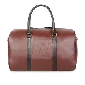 Bolsa de lona impermeable para viajes y deportes con múltiples compartimentos para un fácil almacenamiento - Product Image 4