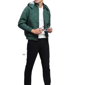 Chaqueta Acolchada Unisex con Capucha, Cortavientos, Relleno de Algodón y Logotipo Frontal 2026 - Product Image 2