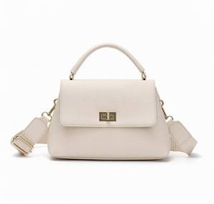 Borsa a Tracolla e Borsetta in Pelle per Donne - Product Image 3