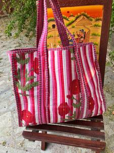 Bolso de viaje Jaipuri estilo bohemio para mujer estampado de bloques de mano algodón indio Kantha acolchado diseño de doble ASA - Product Image 2