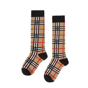 Chaussettes d'hiver en tricot épais de haute qualité pour hommes Chaussettes d'équipage décontractées douces et chaudes Design tricoté confortable à la mode - Product Image 1