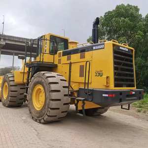 Pala cargadora de ruedas KOMATSU de segunda mano en buen estado a la venta, precio competitivo con motor central y componentes de motor incluidos - Product Image 2