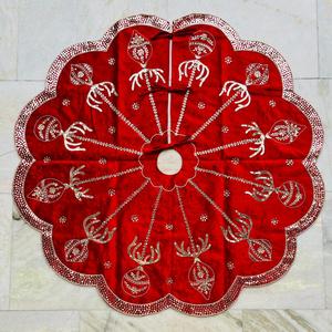 Lujosa falda de árbol de vacaciones de felpa suave tela de diseñador elegante decoración de árbol de Navidad acogedor cálido acento de temporada - Product Image 1