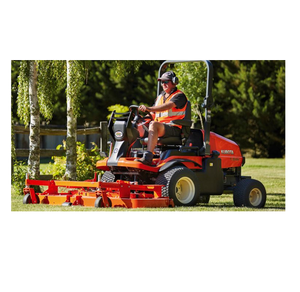 Tondeuse autoportée commerciale robuste Kubota F3080 4x4 d'occasion fiable de 2012 à prix abordable pour l'entretien des jardins - Product Image 1