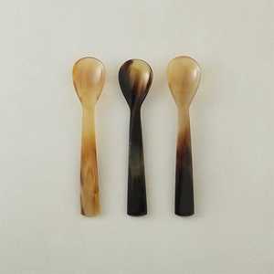 Cuillère en corne naturelle polie de haute qualité, couleur classique, écologique, pour la maison, le restaurant, les mariages, en promotion - Product Image 4