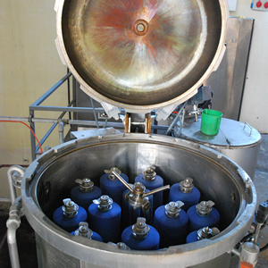 Machine automatique de teinture de fil textile 100 kg – Nouveaux composants essentiels : Moteur de pompe Cedit en acier inoxydable 316L à vapeur indirecte - Product Image 1