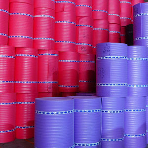 Rouleau d'isolation léger non laminé en gros pour l'isolation thermique protectrice des bâtiments et les projets de construction - Product Image 4