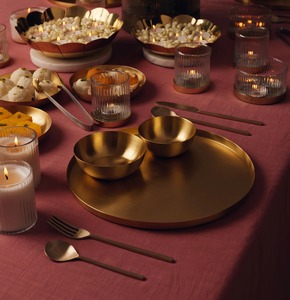 Ensemble de couverts modernes à finition dorée simple avec ustensiles en acier inoxydable adaptés aux fêtes quotidiennes des hôtels - Product Image 5