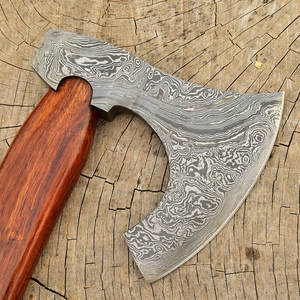 Haches en acier Damas personnalisées avec une tête en acier à motif élégant et une poignée confortable, haches en acier Damas haut de gamme - Product Image 3