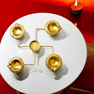 Juego de Portavelas de Té Tradicionales de Hierro Hechos a Mano, Decoración Ecológica, Diya para Pooja, para Diwali y Decoración Festiva del Hogar - Product Image 3